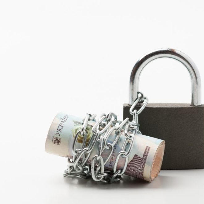 Blocage sur PCE d’un compte bancaire :  que faire ?